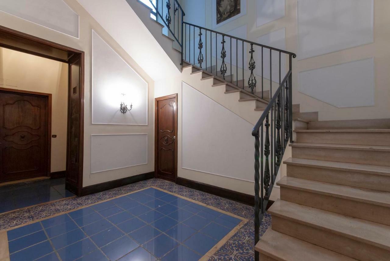 Appartamento Via Del Corso Róma Kültér fotó