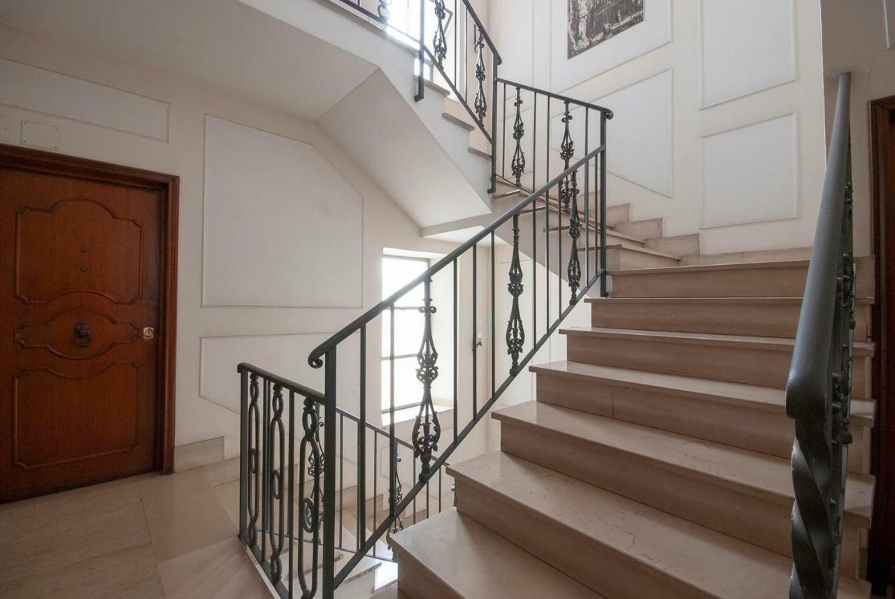 Appartamento Via Del Corso Róma Kültér fotó